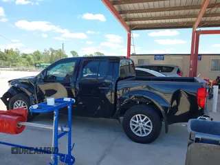 2018 Nissan Frontier SV with VIN 1N6AD0EV1JN732877, listed as a IAAI auction lot 42261667 with 139,686 mi miles and . Bid and sale history available at DreamBid. Image 14.