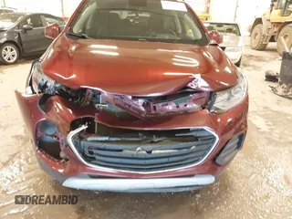 2017 Chevrolet Trax LT with VIN 3GNCJLSBXHL223940, listed as a IAAI auction lot 41998080 with 121,448 mi miles and . Bid and sale history available at carsss.com. Image 6.