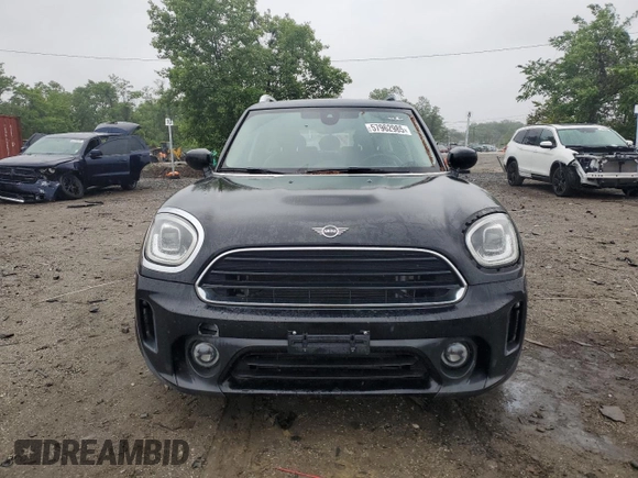 2022 MINI Countryman Cooper z VIN WMZ23BR04N3N59815, wystawiony jako Copart lot #57962985 z przebiegiem 55 589 mil mil oraz Czysty tytuł • Clean title. Historia ofert i sprzedaży dostępna na DreamBid. Obrazek 5.