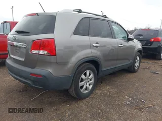 2012 Kia Sorento LX with VIN 5XYKTDA21CG244973, listed as a IAAI auction lot 41268549 with 211,858 mi miles. Bid and sale history available at carsss.com. Image 4.