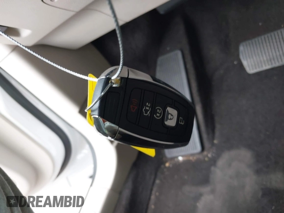 2018 Lincoln MKC Reserve с VIN 5LMCJ3C92JUL15133, выставлен на аукционе IAAI как лот 41416991 с пробегом 65 296 миль миль и . История ставок и продаж доступна на DreamBid. Изображение 11.