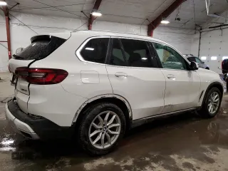 2021 BMW X5 xDrive40i with VIN 5UXCR6C03M9F46957, listed as a Copart auction lot 46236825 with 74,317 mi miles and Salvage Title. Bid and sale history available at carsss.com. Image 3.