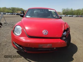 2015 Volkswagen Beetle Fleet Edition z VIN 3VWF17AT6FM629001, wystawiony jako Copart lot #54477445 z przebiegiem 87 374 mil mil oraz Szkoda całkowita • Salvage title. Historia ofert i sprzedaży dostępna na DreamBid. Obrazek 5.