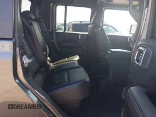 2021 Jeep Gladiator Overland z VIN 1C6HJTFG3ML588042, wystawiony jako IAAI lot #41730427 z przebiegiem 22 344 mil mil oraz . Historia ofert i sprzedaży dostępna na DreamBid. Obrazek 8.