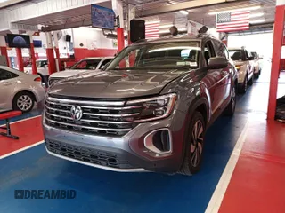 2024 Volkswagen Atlas SE с VIN 1V2HR2CA1RC556840, выставлен на аукционе IAAI как лот 42786516 с пробегом 24 384 миль миль и . История ставок и продаж доступна на DreamBid. Изображение 32.