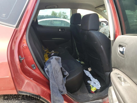 2015 Nissan Rogue S z VIN JN8AS5MV6FW756489, wystawiony jako Copart lot #56435885 z przebiegiem Nie podano mil oraz Szkoda całkowita • Salvage title. Historia ofert i sprzedaży dostępna na DreamBid. Obrazek 10.
