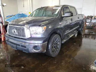 2010 Toyota Tundra z VIN 5TFDY5F11AX122446, wystawiony jako Copart lot #45520335 z przebiegiem 264 134 mil mil oraz Szkoda całkowita • Salvage title. Historia ofert i sprzedaży dostępna na DreamBid. Obrazek 1.