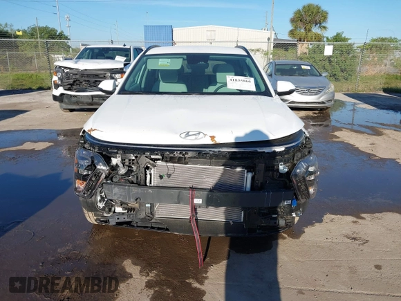 2025 Hyundai Kona SEL with VIN KM8HB3AB1SU215294, listed as a IAAI auction lot 41835866 with 484 mi miles. Bid and sale history available at carsss.com. Image 12.