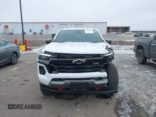 2024 Chevrolet Colorado 4WD Z71 with VIN 1GCPTDEK1R1113664, listed as a IAAI auction lot 41380070 with 6,922 mi miles. Bid and sale history available at carsss.com. Image 12.