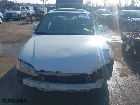 2002 Honda Accord Sdn EX with VIN 1HGCG56602A020944, listed as a IAAI auction lot 41442076 with 208,244 mi miles. Bid and sale history available at carsss.com. Image 12.