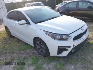 2021 Kia Forte LXS with VIN 3KPF24AD0ME267357, listed as a IAAI auction lot 41931814 with 1 mi miles. Bid and sale history available at carsss.com. Image 1.