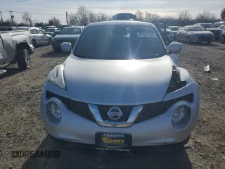 2016 Nissan Juke SL z VIN JN8AF5MV6GT656948, wystawiony jako Copart lot #88307055 z przebiegiem 121 618 mil mil oraz Szkoda całkowita • Salvage title. Historia ofert i sprzedaży dostępna na DreamBid. Obrazek 5.