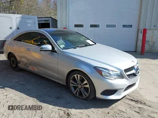 2014 Mercedes-Benz E-Class E 350 with VIN WDDKJ8JB2EF237510, listed as a IAAI auction lot 42122701 with 137,649 mi miles. Bid and sale history available at carsss.com. Image 1.