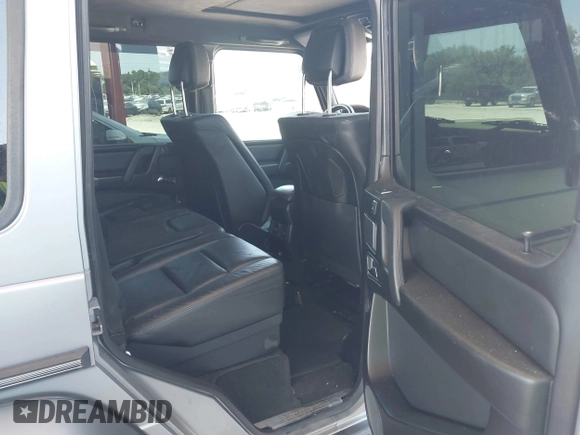 2017 Mercedes-Benz G 550 z VIN WDCYC3KF5HX264485, wystawiony jako IAAI lot #42298298 z przebiegiem 46 442 mil mil oraz . Historia ofert i sprzedaży dostępna na DreamBid. Obrazek 8.