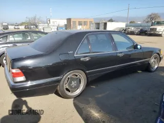 1999 Mercedes-Benz S-Class with VIN WDBGA51G1XA424990, listed as a Copart auction lot 89411825 with 160,021 mi miles and Salvage Title. Bid and sale history available at carsss.com. Image 3.