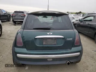 2003 MINI Hardtop с VIN WMWRC33493TE14900, выставлен на аукционе Copart как лот 44817555 с пробегом 105 103 миль миль и Списание • Salvage title. История ставок и продаж доступна на DreamBid. Изображение 6.