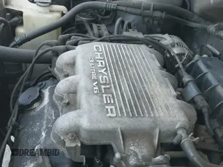 1992 Dodge Caravan z VIN 2B4GH2534NR515860, wystawiony jako IAAI lot #42509192 z przebiegiem 144 543 mil mil oraz . Historia ofert i sprzedaży dostępna na DreamBid. Obrazek 12.