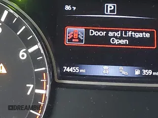 2019 Nissan Pathfinder SV z VIN 5N1DR2MN2KC598047, wystawiony jako IAAI lot #42175178 z przebiegiem 74 455 mil mil oraz . Historia ofert i sprzedaży dostępna na DreamBid. Obrazek 16.