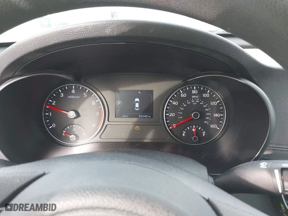 2018 Kia Optima LX with VIN 5XXGT4L36JG182175, listed as a IAAI auction lot 41632098 with 82,042 mi miles. Bid and sale history available at carsss.com. Image 7.