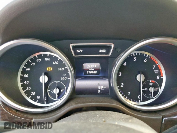 2014 Mercedes-Benz M 350 with VIN 4JGDA5JB0EA282181, listed as a Copart auction lot 56943785 with 210,988 mi miles and Clean title. Bid and sale history available at DreamBid. Image 9.