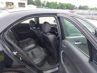 2008 Acura TSX Nav z VIN JH4CL96918C001035, wystawiony jako IAAI lot #42367192 z przebiegiem 274 234 mil mil oraz . Historia ofert i sprzedaży dostępna na DreamBid. Obrazek 8.