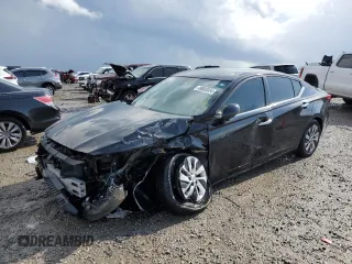 2022 Nissan Altima S z VIN 1N4BL4BV0NN306261, wystawiony jako Copart lot #49003054 z przebiegiem Nie podano mil oraz Szkoda całkowita • Salvage title. Historia ofert i sprzedaży dostępna na DreamBid. Obrazek 1.