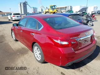 2018 Nissan Altima SV with VIN 1N4AL3AP7JC174100, listed as a IAAI auction lot 41617411 with 99,532 mi miles and . Bid and sale history available at carsss.com. Image 3.