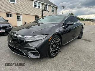 2023 Mercedes-Benz EQS 450 z VIN W1KCG2EB4PA042552, wystawiony jako Copart lot #59432405 z przebiegiem 16 326 mil mil oraz Czysty tytuł • Clean title. Historia ofert i sprzedaży dostępna na DreamBid. Obrazek 1.