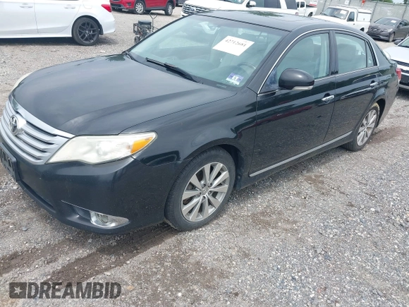 2012 Toyota Avalon with VIN 4T1BK3DB9CU466888, listed as a IAAI auction lot 42712681 with 323,252 mi miles and . Bid and sale history available at DreamBid. Image 20.
