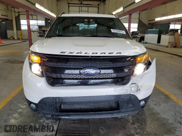 2015 Ford Explorer Sport z VIN 1FM5K8GTXFGC15296, wystawiony jako Copart lot #57450975 z przebiegiem 108 063 mil mil oraz Nie do naprawy • Non repairable. Historia ofert i sprzedaży dostępna na DreamBid. Obrazek 5.