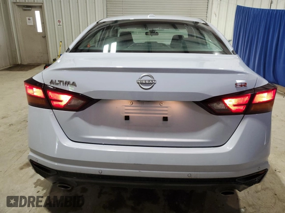 2024 Nissan Altima SR with VIN 1N4BL4CV2RN332610, listed as a Copart auction lot 61487425 with 29,005 mi miles and Clean title. Bid and sale history available at DreamBid. Image 6.