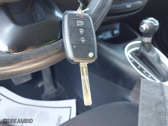 2017 Kia Soul with VIN KNDJN2A28H7495648, listed as a IAAI auction lot 41762986 with 83,968 mi miles. Bid and sale history available at carsss.com. Image 11.