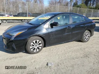 2016 Toyota Prius Two z VIN JTDKBRFU6G3518267, wystawiony jako Copart lot #50361685 z przebiegiem 174 338 mil mil oraz Szkoda całkowita • Salvage title. Historia ofert i sprzedaży dostępna na DreamBid. Obrazek 1.
