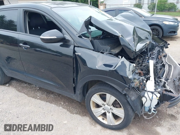 2013 Kia Sportage LX z VIN KNDPBCA28D7411444, wystawiony jako IAAI lot #42415041 z przebiegiem 150 524 mil mil oraz . Historia ofert i sprzedaży dostępna na DreamBid. Obrazek 18.