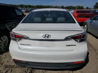 2016 Hyundai Sonata Hybrid SE with VIN KMHE24L17GA020547, listed as a Copart auction lot 66882603 with 82,070 mi miles. Bid and sale history available at carsss.com. Image 6.