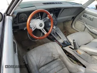 1981 Chevrolet Corvette with VIN 1G1AY8763B5103059, listed as a Copart auction lot 75293044 with 91,784 mi miles and Salvage Title. Bid and sale history available at carsss.com. Image 8.