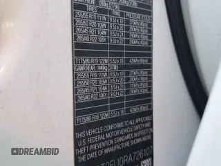 2024 Jaguar F-Pace R-Dynamic S z VIN SADCT2FU0RA726107, wystawiony jako Copart lot #51756455 z przebiegiem 40 888 mil mil oraz Szkoda całkowita • Salvage title. Historia ofert i sprzedaży dostępna na DreamBid. Obrazek 14.