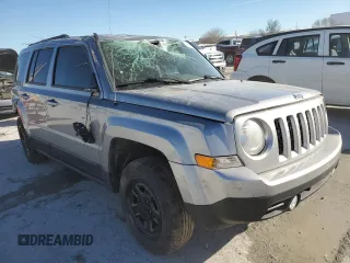 2017 Jeep Patriot 75th Anniversary z VIN 1C4NJRBB0HD163760, wystawiony jako Copart lot #40666154 z przebiegiem 113 486 mil mil oraz Szkoda całkowita • Salvage title. Historia ofert i sprzedaży dostępna na DreamBid. Obrazek 4.