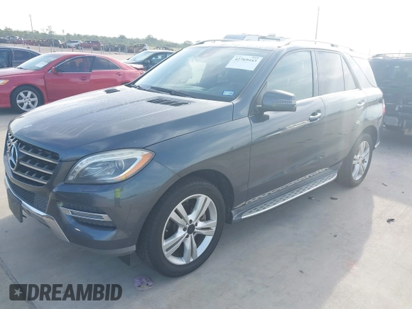 2013 Mercedes-Benz M 350 with VIN 4JGDA5HB6DA183465, listed as a IAAI auction lot 42769443 with 205,019 mi miles and . Bid and sale history available at DreamBid. Image 2.
