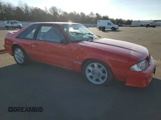 1993 Ford Mustang z VIN 1FACP42D5PF176622, wystawiony jako Copart lot #88132295 z przebiegiem Nie podano mil oraz Szkoda całkowita • Salvage title. Historia ofert i sprzedaży dostępna na DreamBid. Obrazek 4.