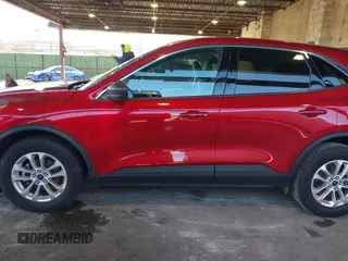 2022 Ford Escape SE с VIN 1FMCU9G64NUA01499, выставлен на аукционе IAAI как лот 41968465 с пробегом 15 754 миль миль и . История ставок и продаж доступна на DreamBid. Изображение 14.