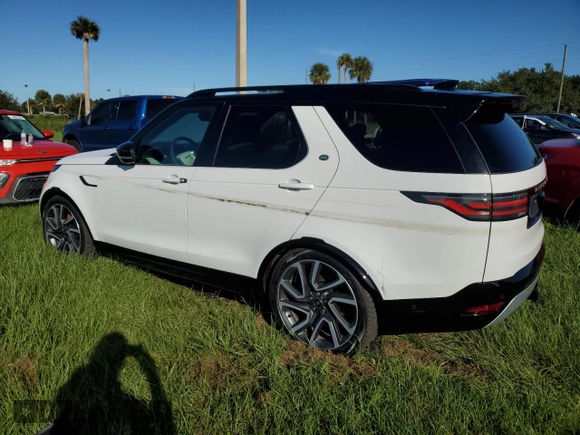 2024 Land Rover Discovery Metropolitan Edition with VIN SALRW4EU0R2487736, listed as a Copart auction lot 74706014 with 0 mi miles and Non Repairable. Bid and sale history available at carsss.com. Image 2.