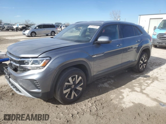 2023 Volkswagen Atlas SE z VIN 1V2LC2CA5PC220083, wystawiony jako Copart lot #43149255 z przebiegiem 24 816 mil mil oraz Szkoda całkowita • Salvage title. Historia ofert i sprzedaży dostępna na DreamBid. Obrazek 1.