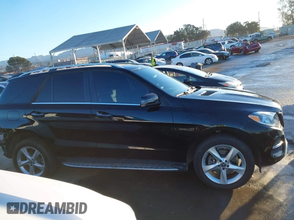 2017 Mercedes-Benz GLE 350 с VIN 4JGDA5JB6HA924391, выставлен на аукционе IAAI как лот 41334819 с пробегом 78 159 миль миль и . История ставок и продаж доступна на DreamBid. Изображение 13.