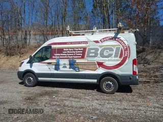 2016 Ford Transit Cargo z VIN 1FTYR2CG4GKA82911, wystawiony jako IAAI lot #41909433 z przebiegiem Nie podano mil oraz . Historia ofert i sprzedaży dostępna na DreamBid. Obrazek 15.