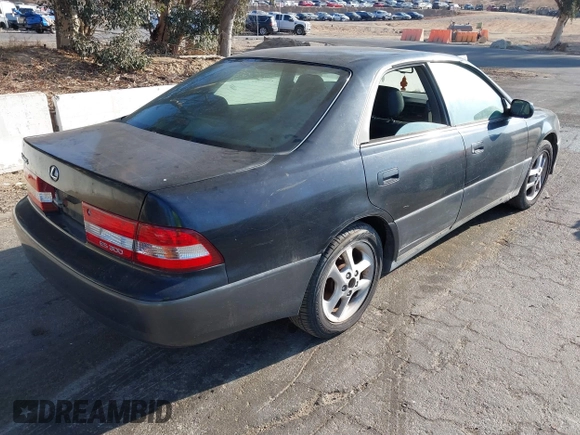 2000 Lexus ES 300 с VIN JT8BF28G9Y5087270, выставлен на аукционе IAAI как лот 41345901 с пробегом 160 873 миль миль и . История ставок и продаж доступна на DreamBid. Изображение 4.