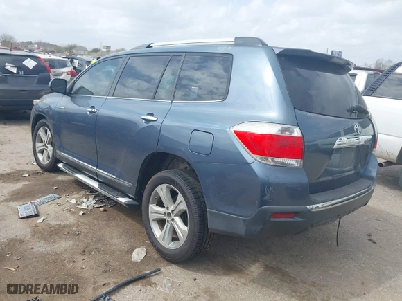 2012 Toyota Highlander Limited with VIN 5TDYK3EH6CS052585, listed as a IAAI auction lot 41750309 with 163,389 mi miles. Bid and sale history available at carsss.com. Image 3.