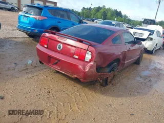 2006 Ford Mustang GT Deluxe with VIN 1ZVFT82H265195370, listed as a IAAI auction lot 42018364 with 129,165 mi miles. Bid and sale history available at carsss.com. Image 4.