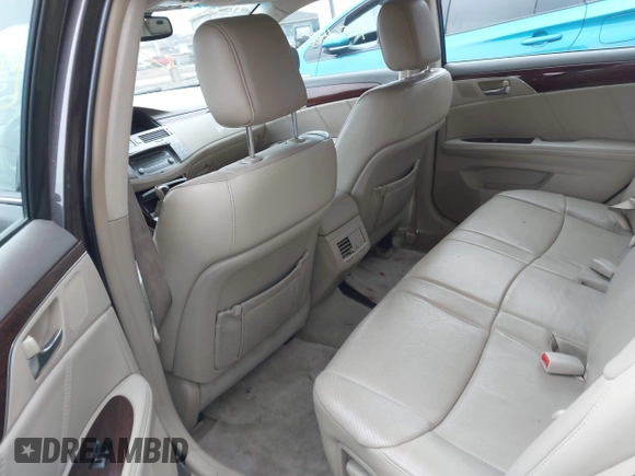 2010 Toyota Avalon XL with VIN 4T1BK3DB7AU359643, listed as a IAAI auction lot 41561066 with 171,526 mi miles and . Bid and sale history available at carsss.com. Image 8.