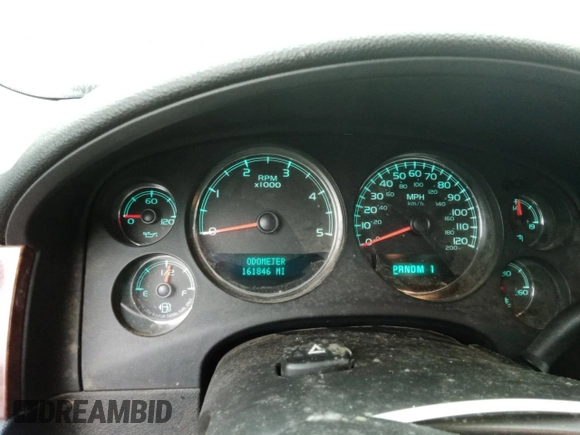 2008 GMC Sierra 2500HD SLT z VIN 1GTHK29618E181379, wystawiony jako Copart lot #78244454 z przebiegiem 161 846 mil mil oraz Szkoda całkowita • Salvage title. Historia ofert i sprzedaży dostępna na DreamBid. Obrazek 9.